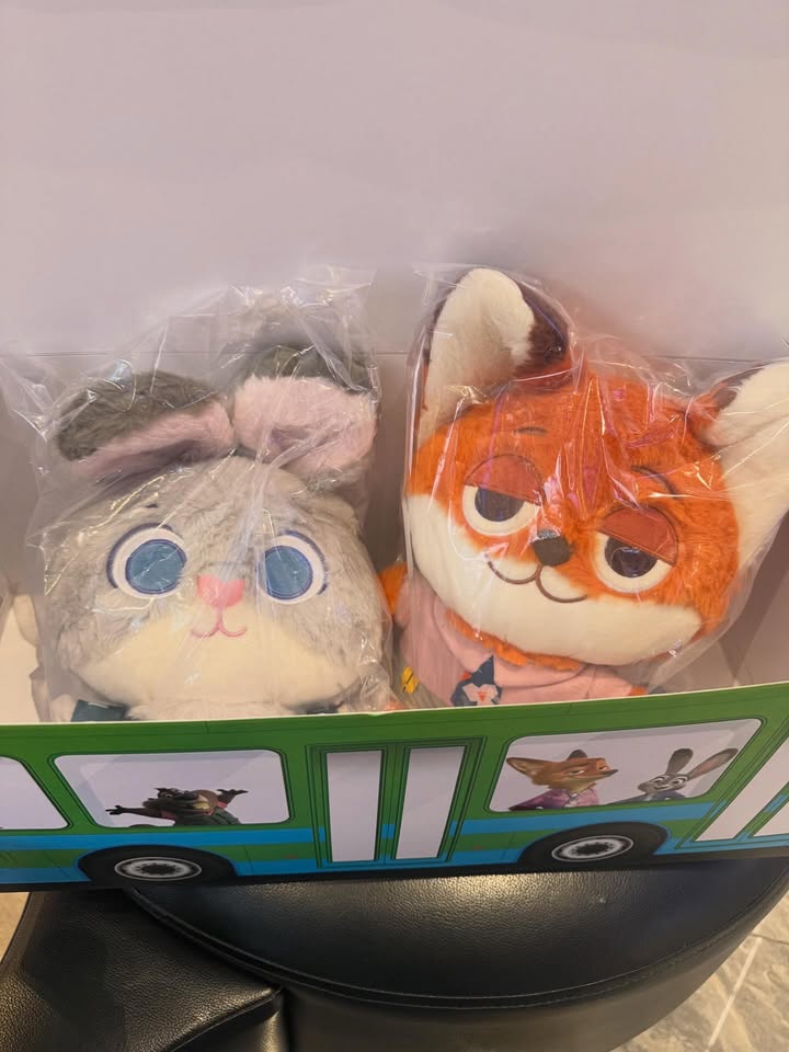 โดม - จารุวัฒน์ เชี่ยวอร่าม