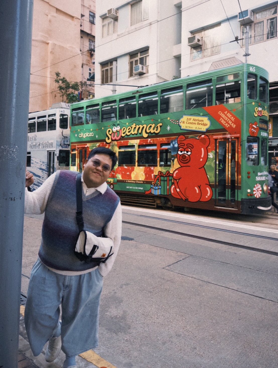 โดม - จารุวัฒน์ เชี่ยวอร่าม