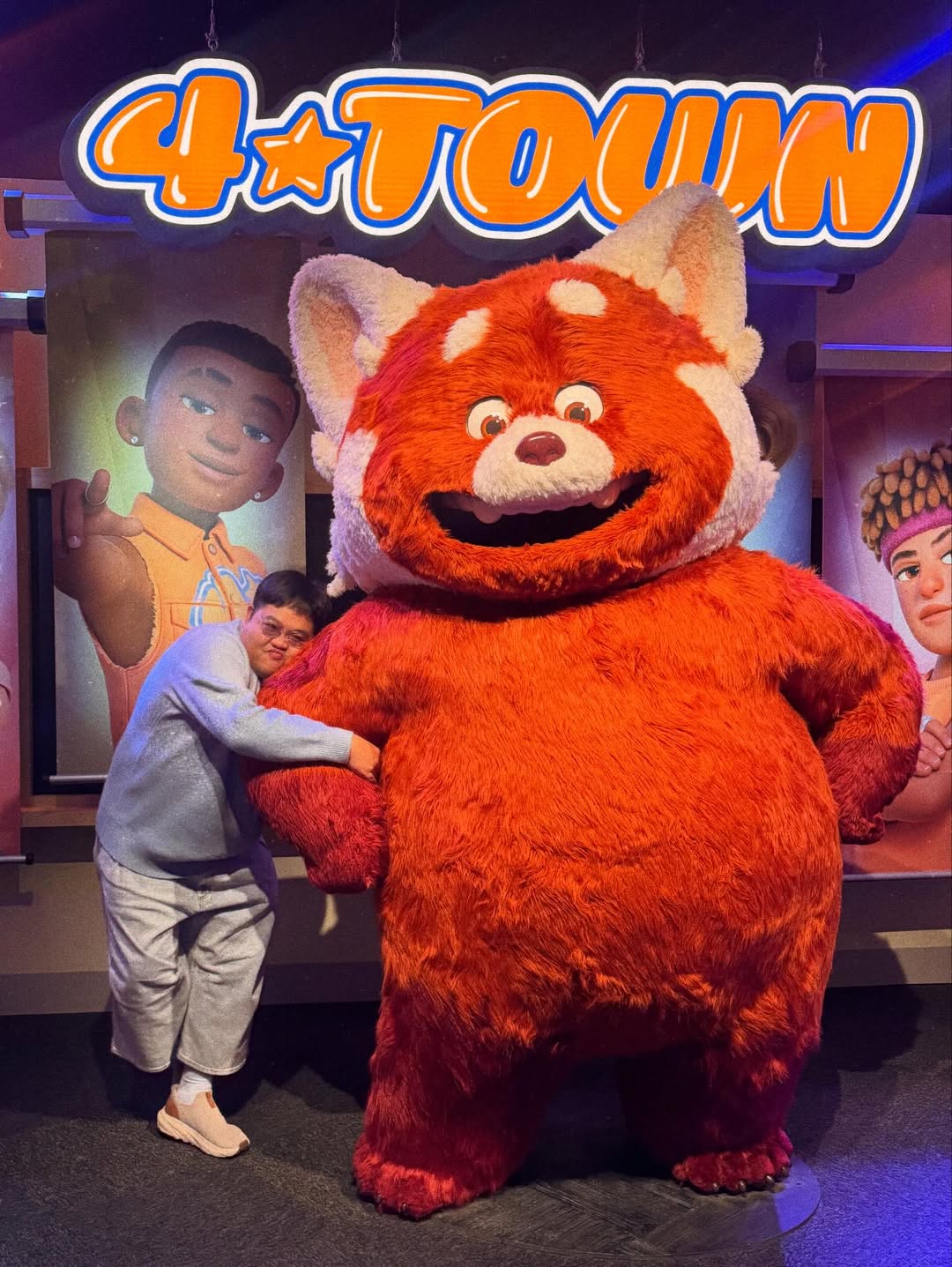 โดม - จารุวัฒน์ เชี่ยวอร่าม