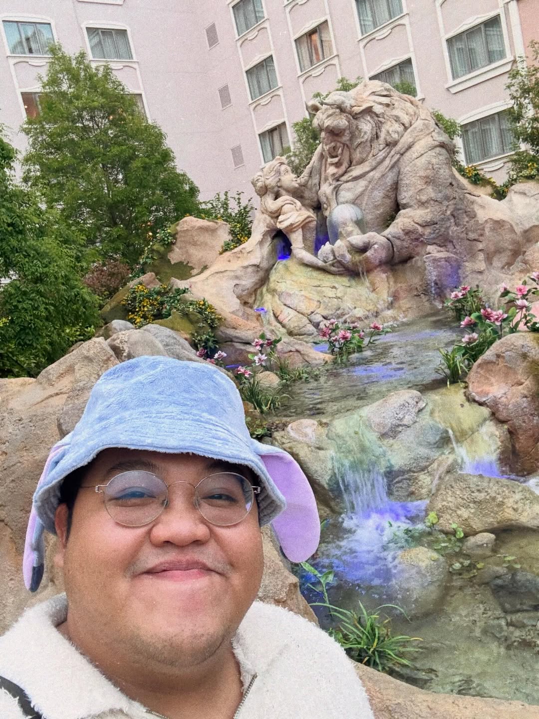 โดม - จารุวัฒน์ เชี่ยวอร่าม