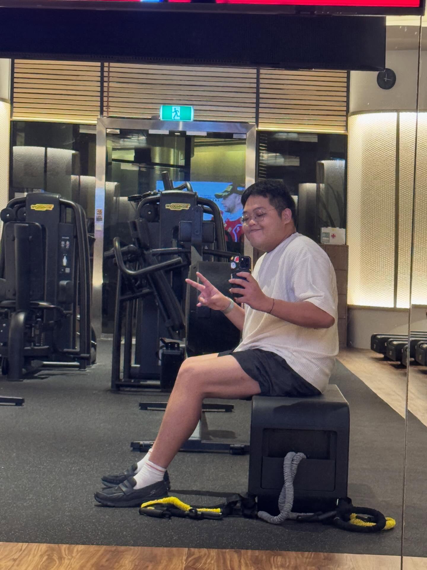 โดม - จารุวัฒน์ เชี่ยวอร่าม