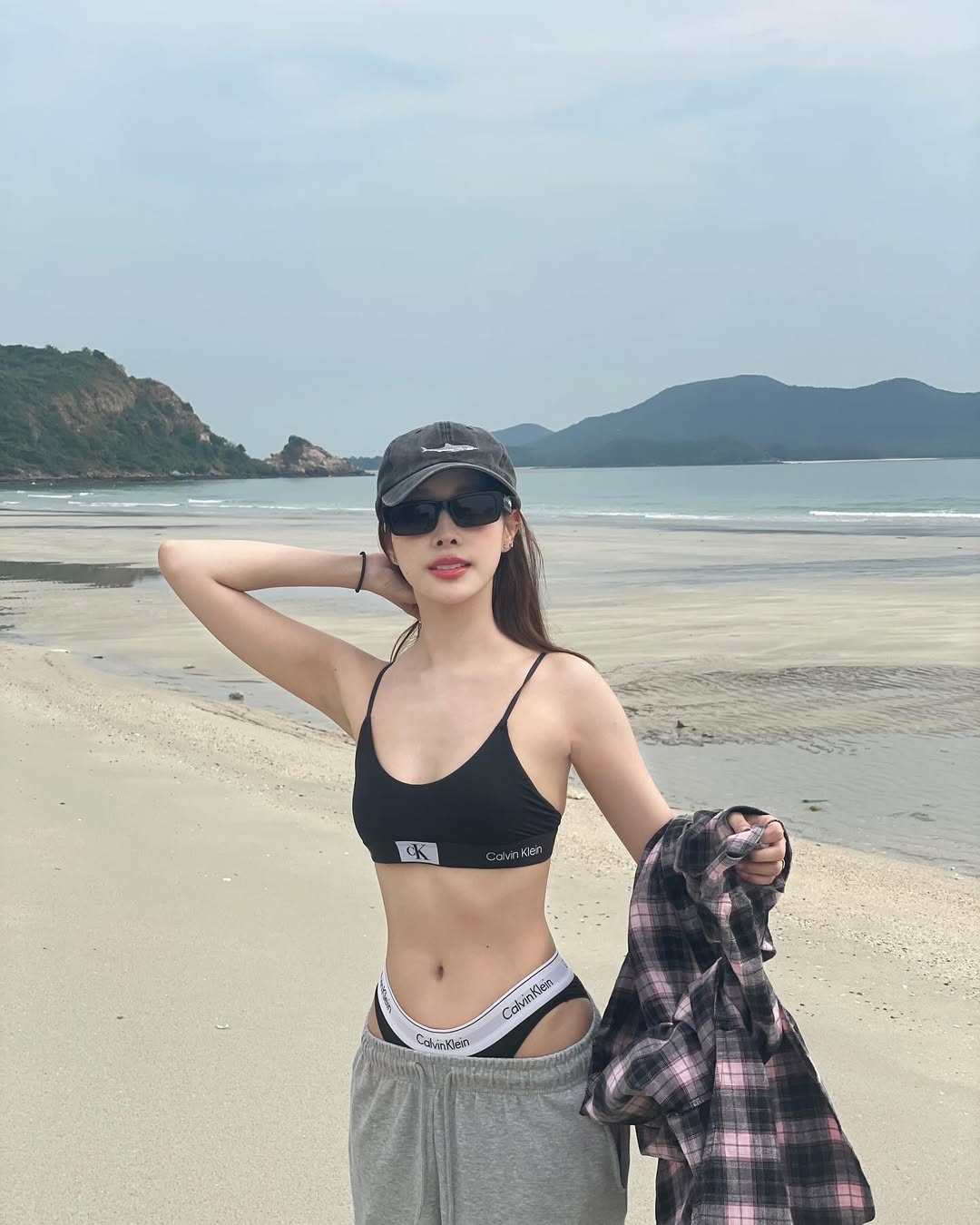 พิกเล็ท - ชาราฎา อิมราพร