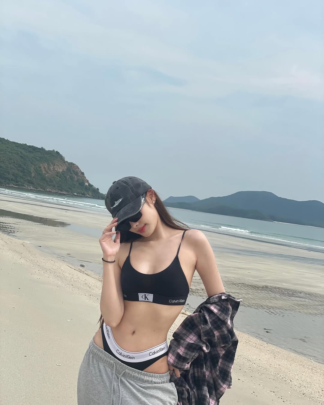 พิกเล็ท - ชาราฎา อิมราพร