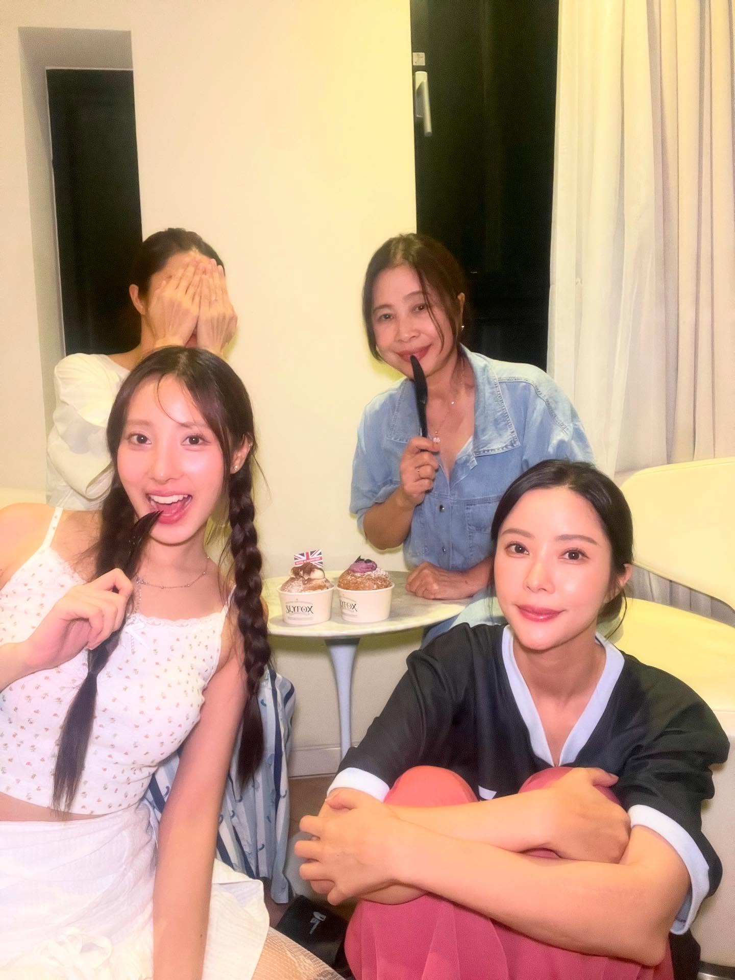 พิกเล็ท - ชาราฎา อิมราพร