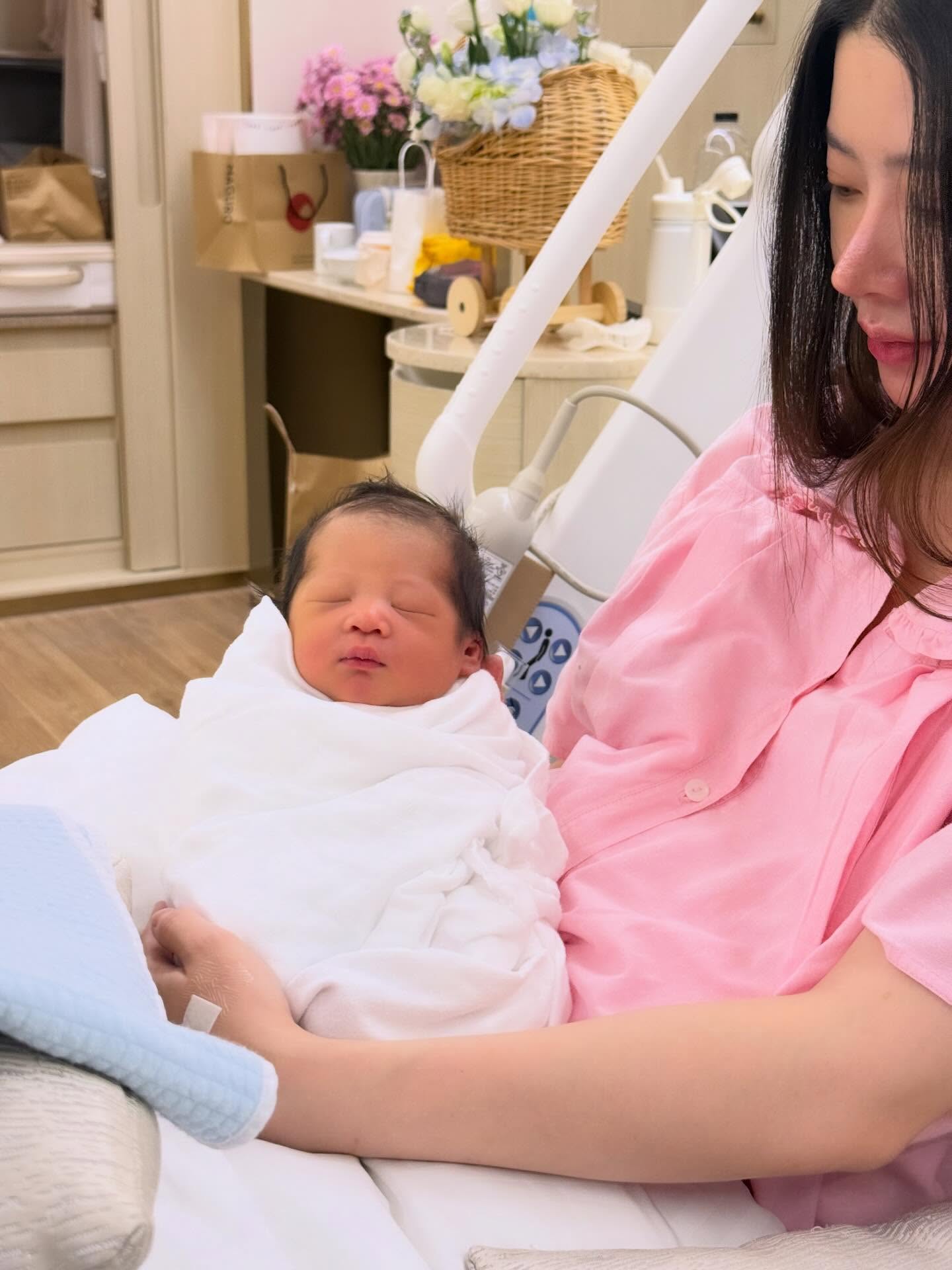 พิกเล็ท - ชาราฎา อิมราพร