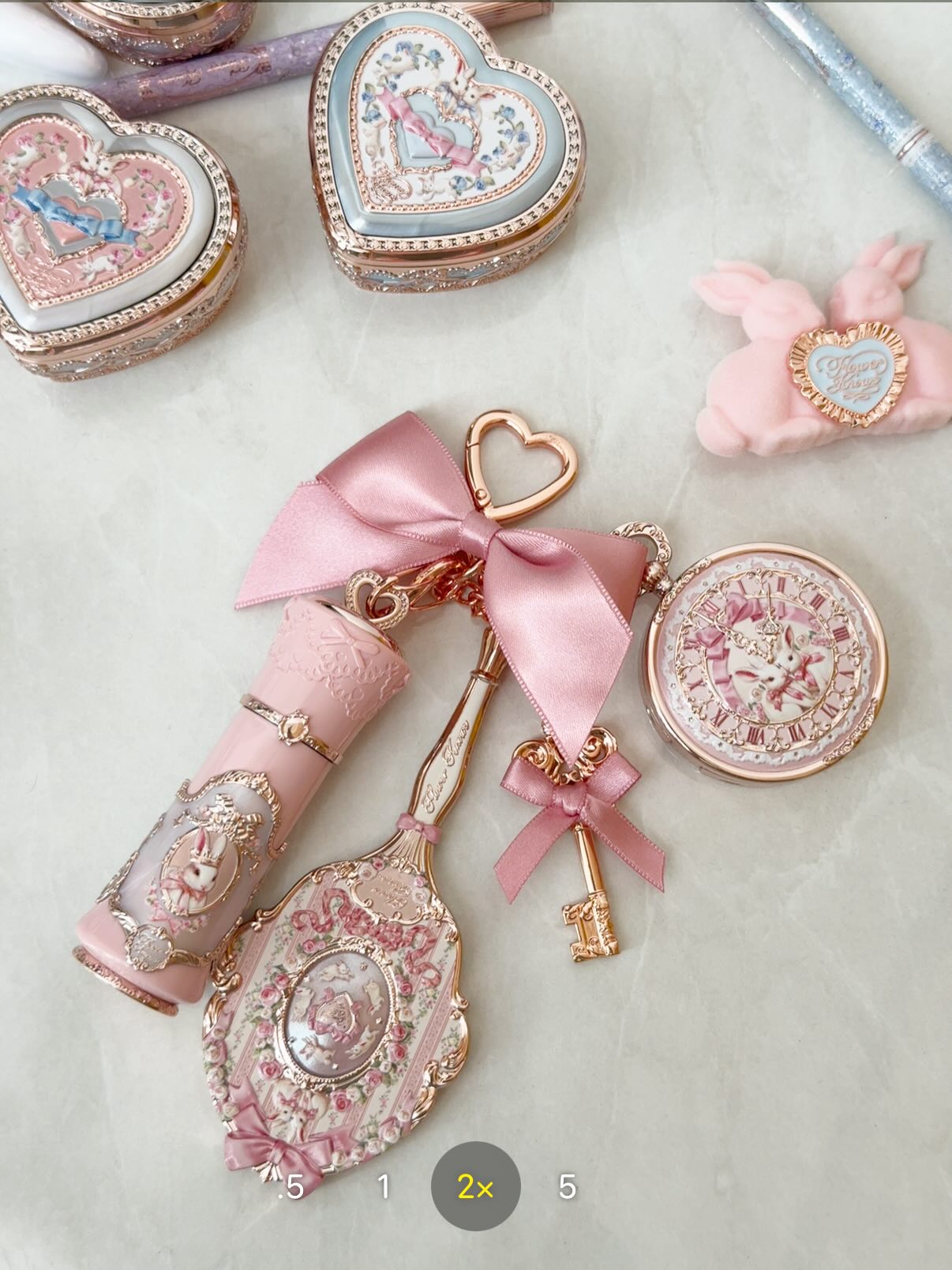 พิกเล็ท - ชาราฎา อิมราพร