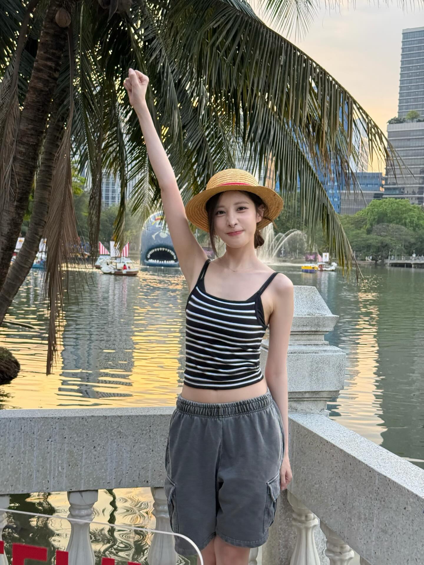 พิกเล็ท - ชาราฎา อิมราพร