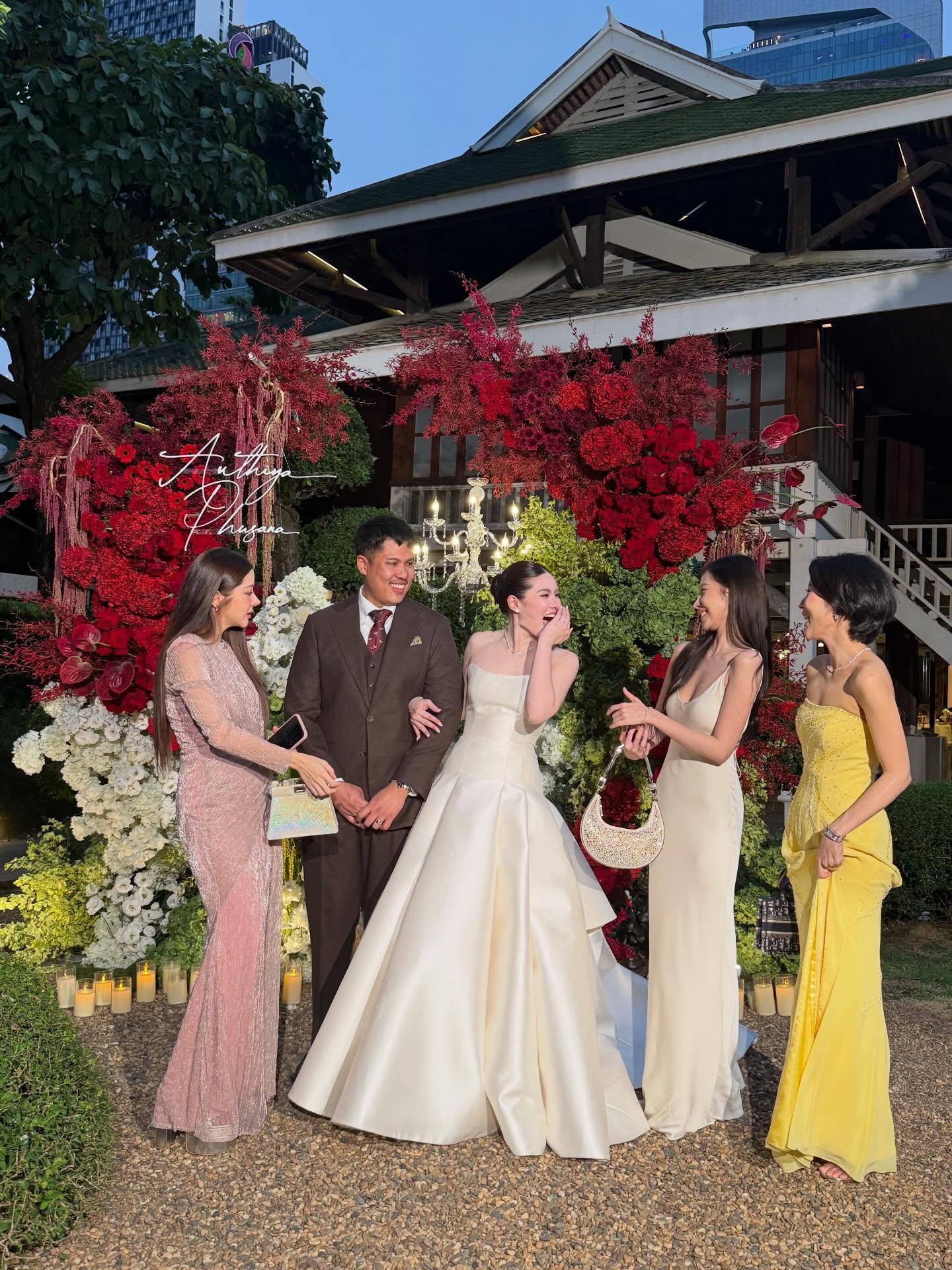 พิกเล็ท - ชาราฎา อิมราพร