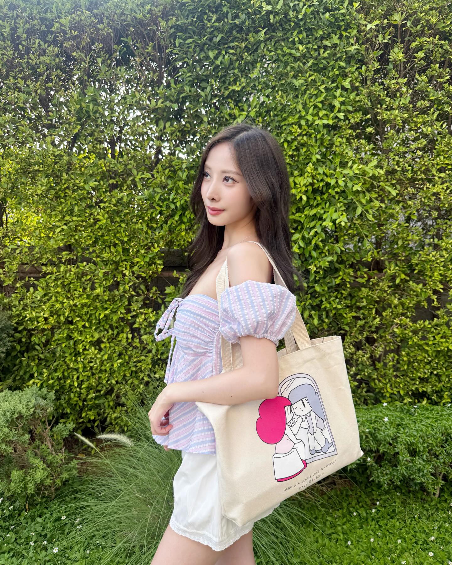 พิกเล็ท - ชาราฎา อิมราพร