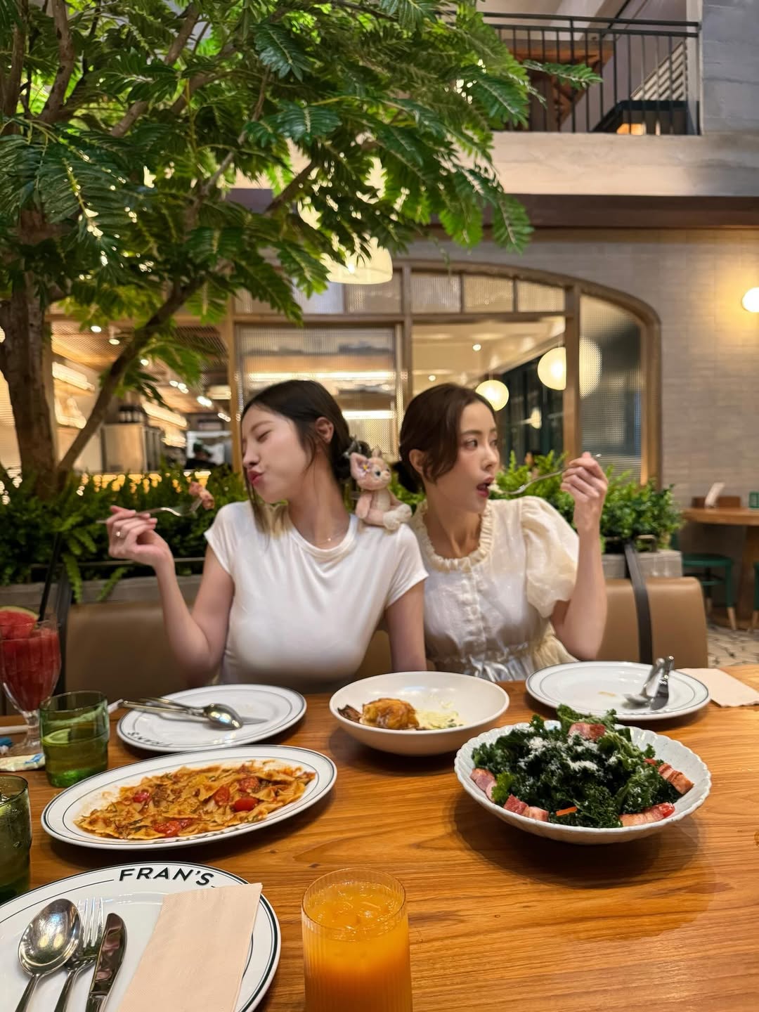 พิกเล็ท - ชาราฎา อิมราพร