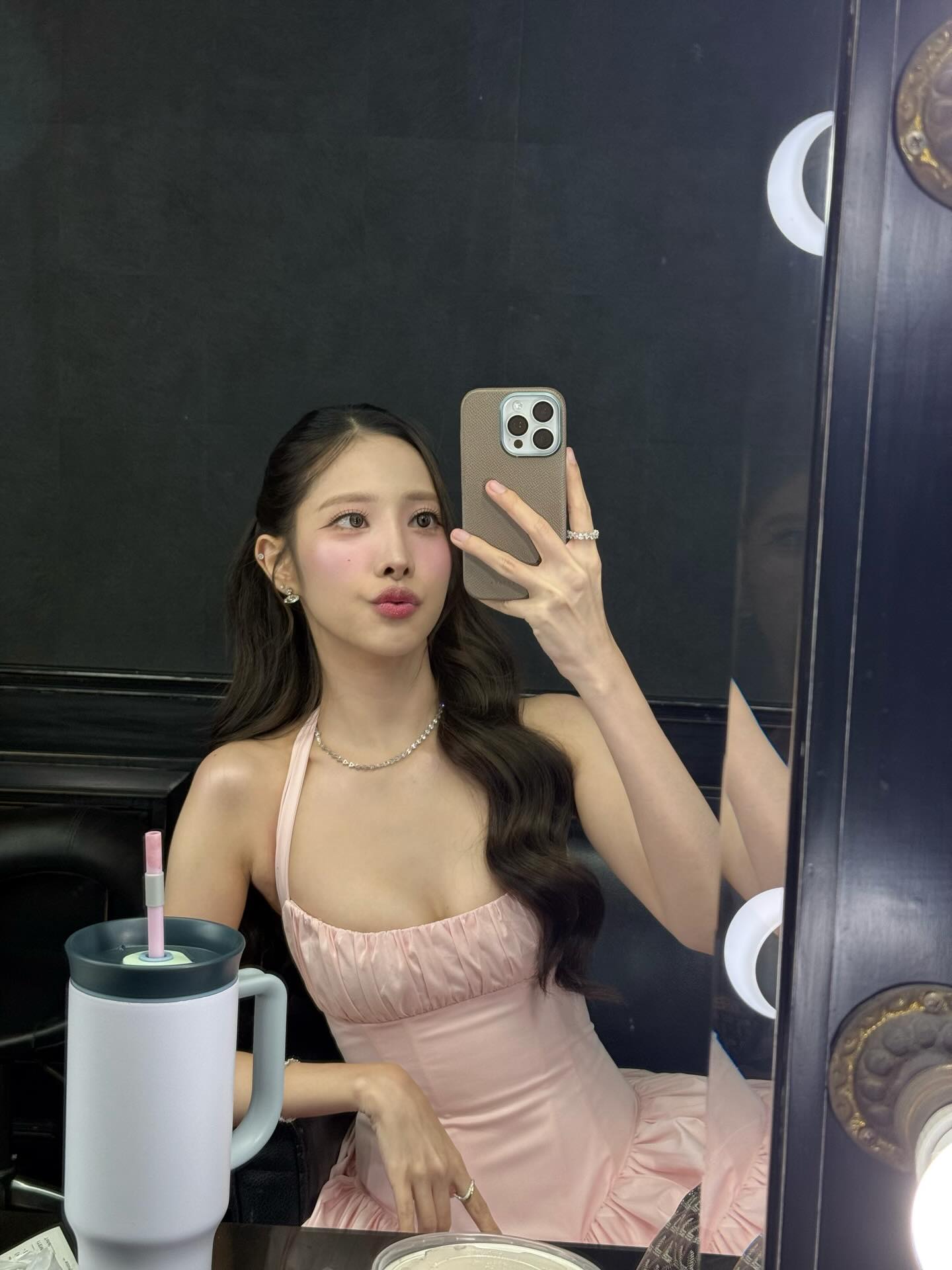 พิกเล็ท - ชาราฎา อิมราพร