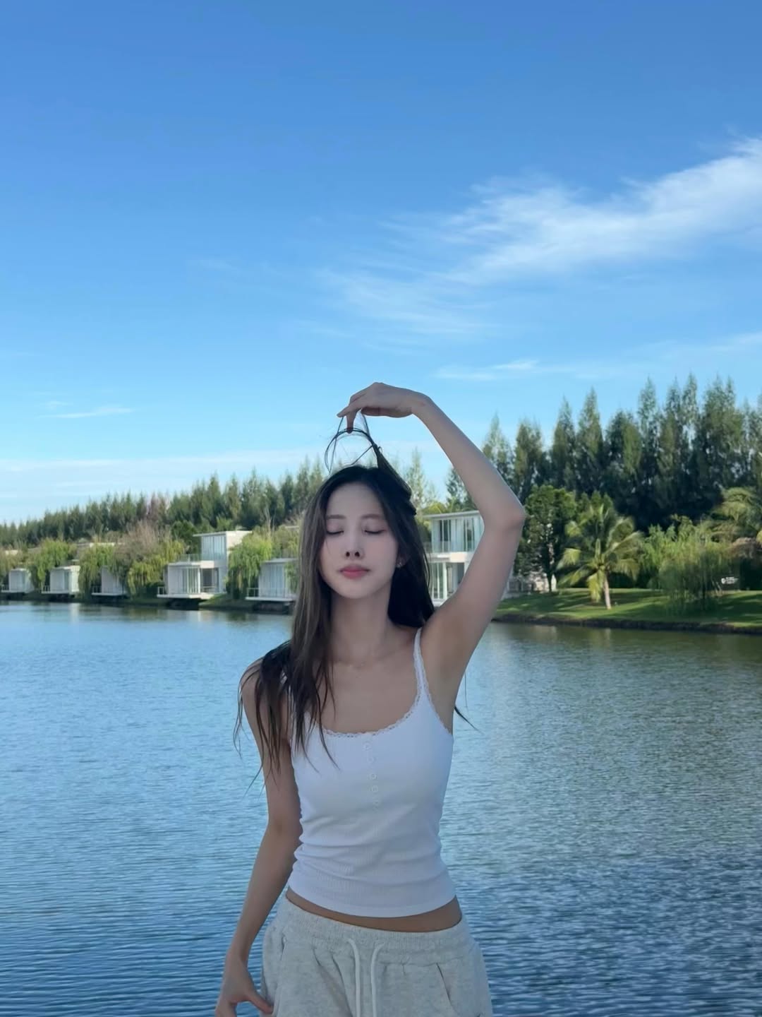 พิกเล็ท - ชาราฎา อิมราพร