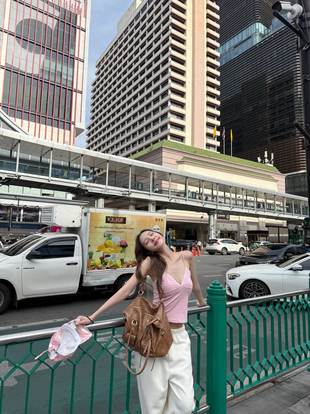 พิกเล็ท - ชาราฎา อิมราพร