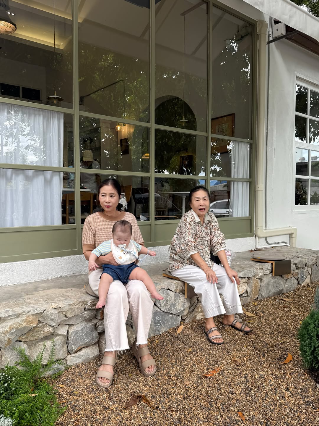 พิกเล็ท - ชาราฎา อิมราพร