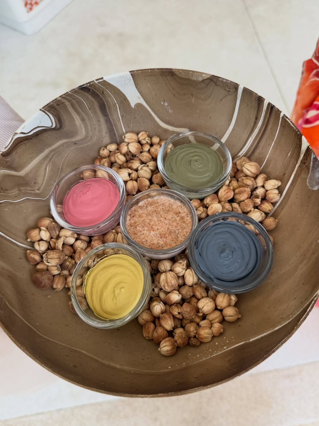 พิกเล็ท - ชาราฎา อิมราพร