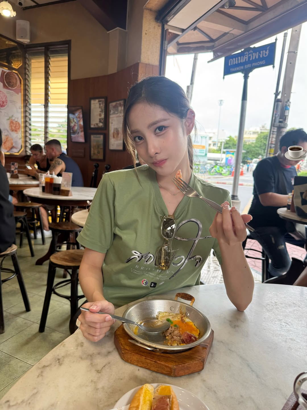 พิกเล็ท - ชาราฎา อิมราพร
