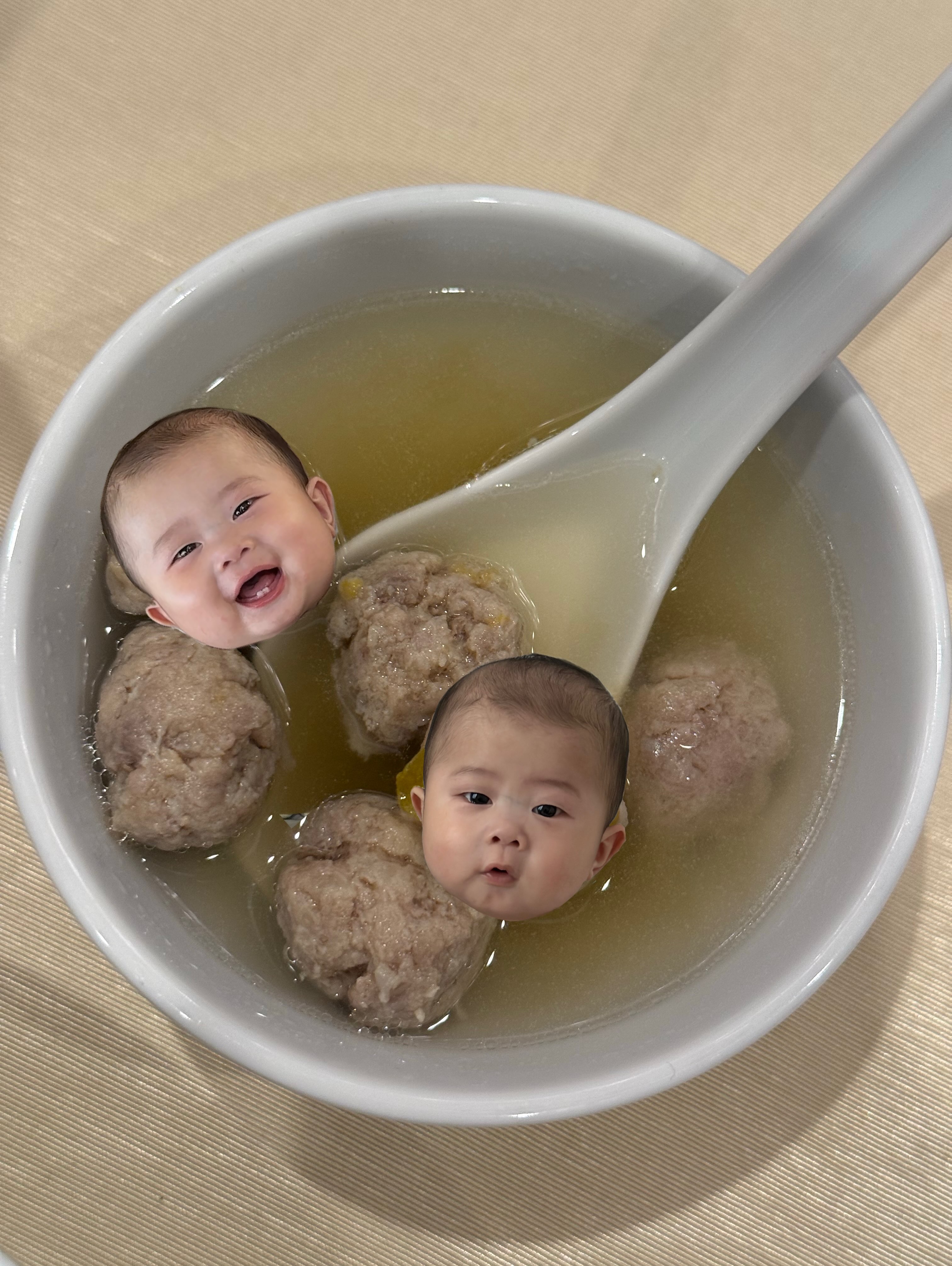 พิกเล็ท - ชาราฎา อิมราพร