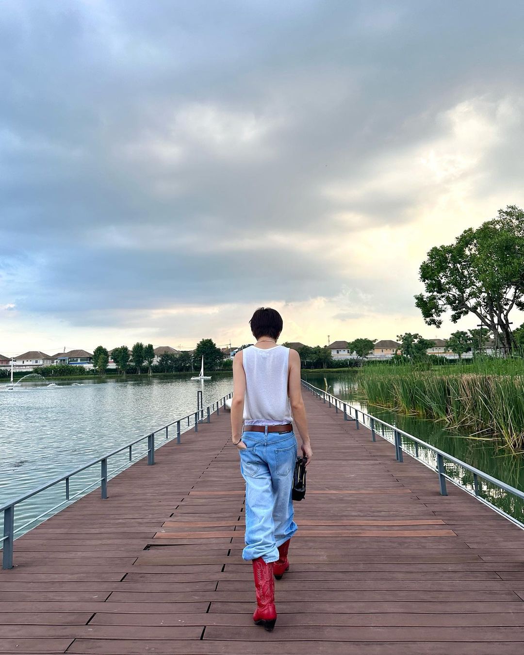 เอิร์ธ - กัษมนณัฏฐ์ นามวิโรจน์