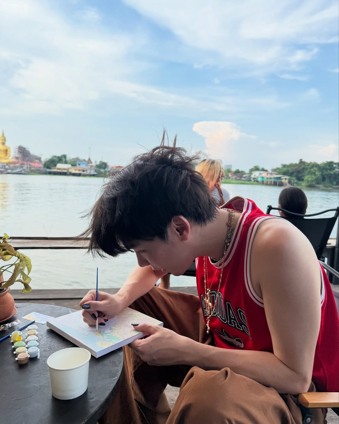 เอิร์ธ - กัษมนณัฏฐ์ นามวิโรจน์