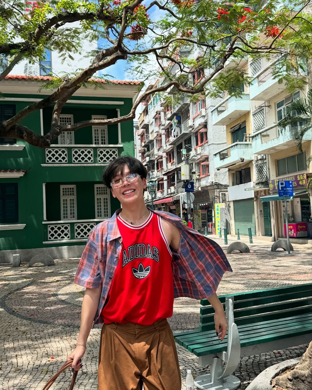 เอิร์ธ - กัษมนณัฏฐ์ นามวิโรจน์