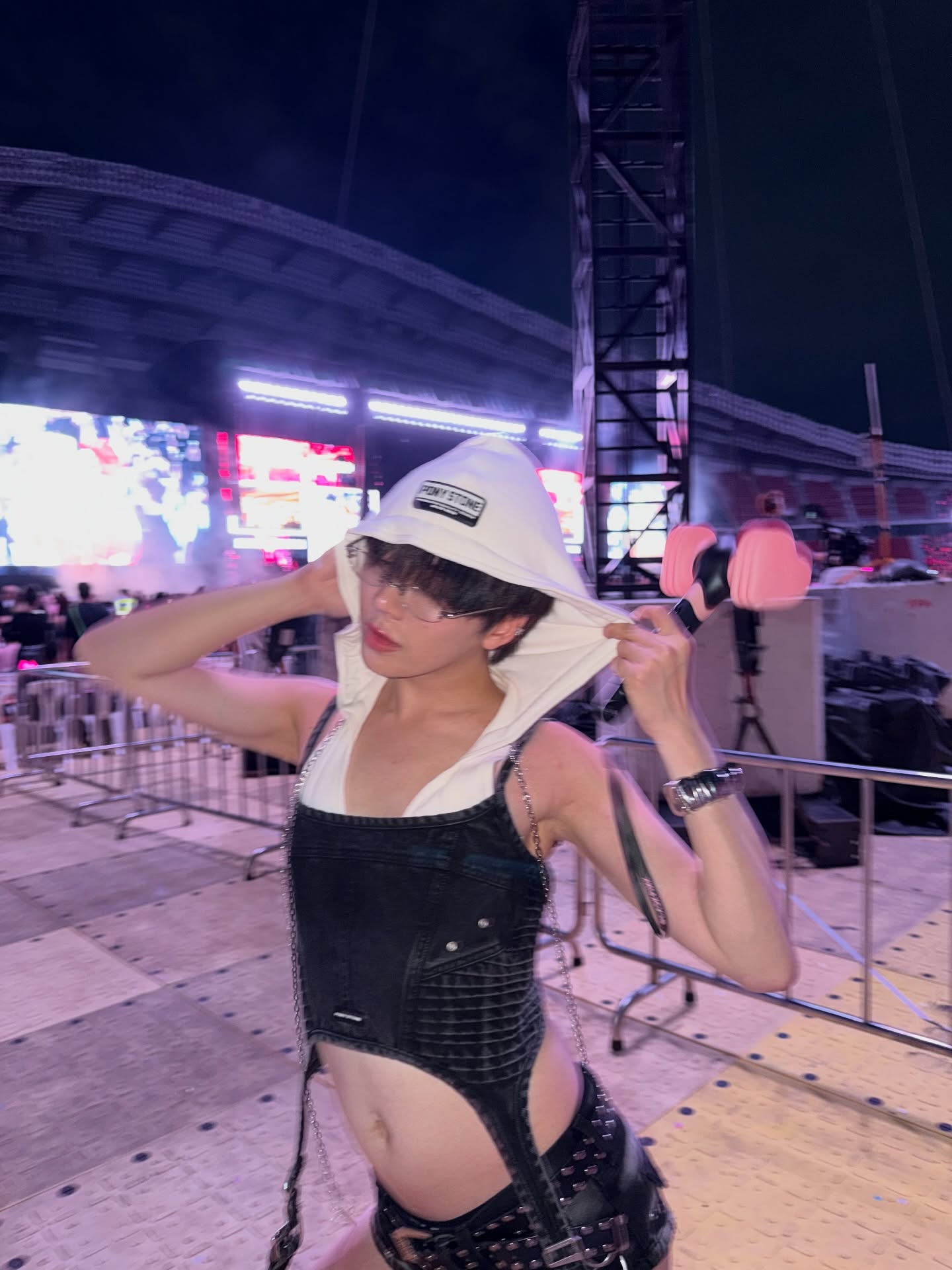 เอิร์ธ - กัษมนณัฏฐ์ นามวิโรจน์