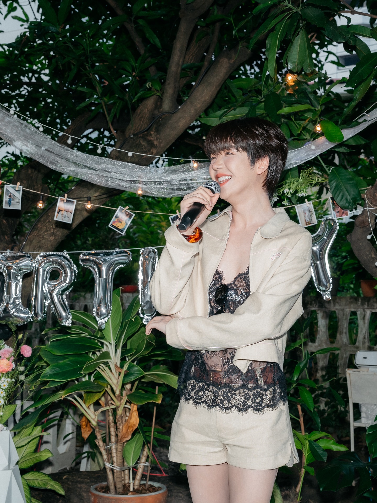 เอิร์ธ - กัษมนณัฏฐ์ นามวิโรจน์