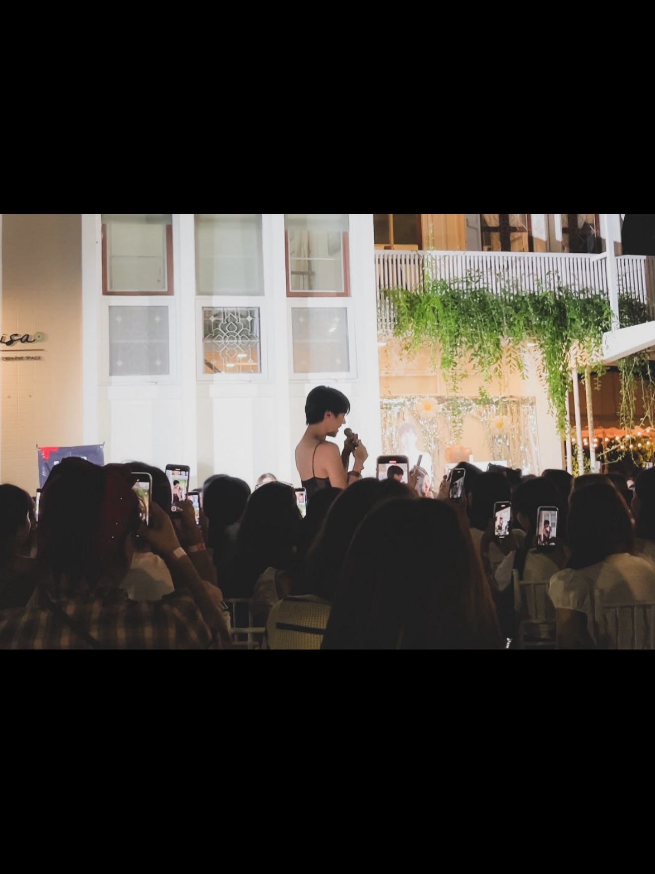 เอิร์ธ - กัษมนณัฏฐ์ นามวิโรจน์