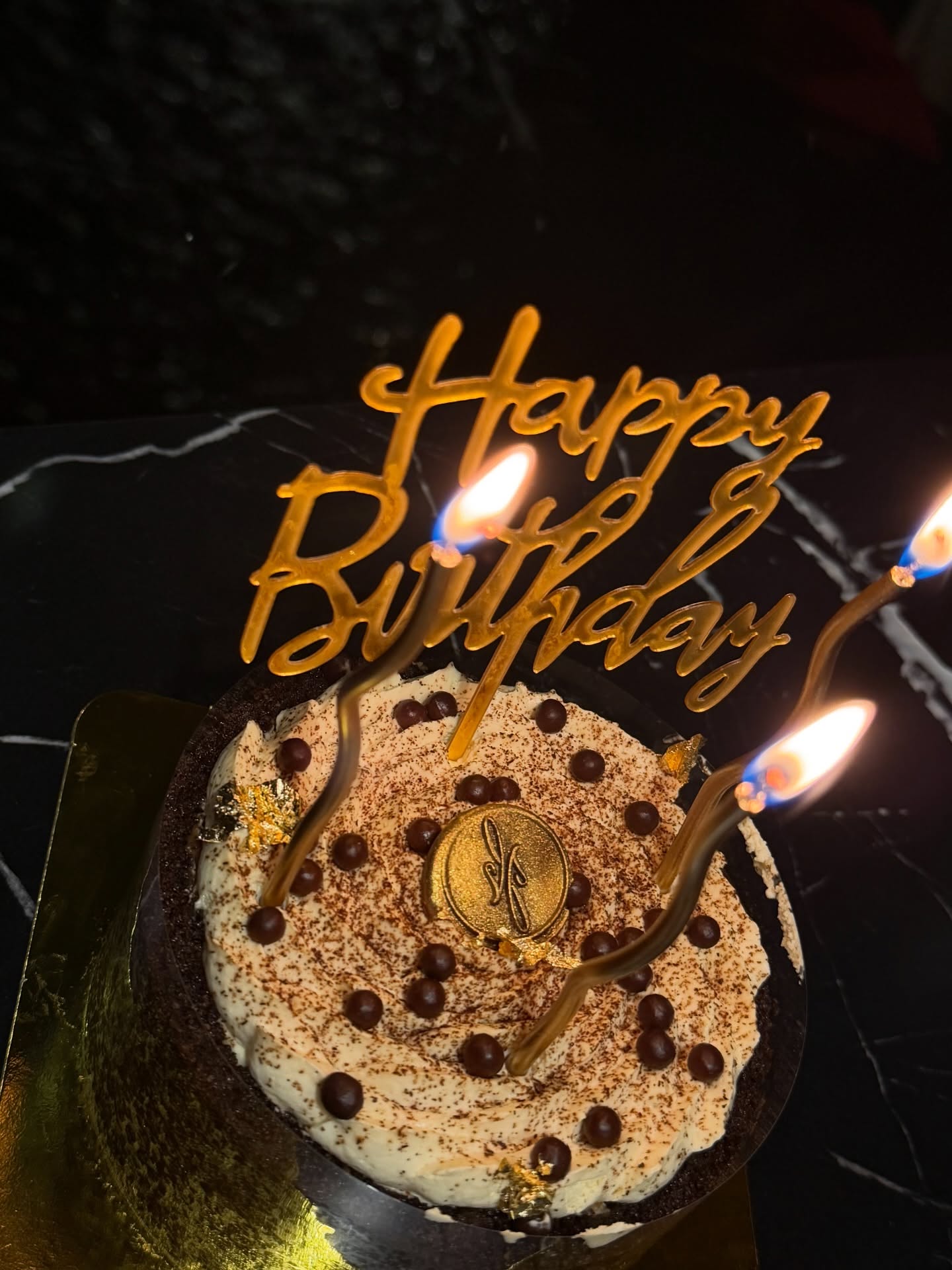 เอิร์ธ - กัษมนณัฏฐ์ นามวิโรจน์