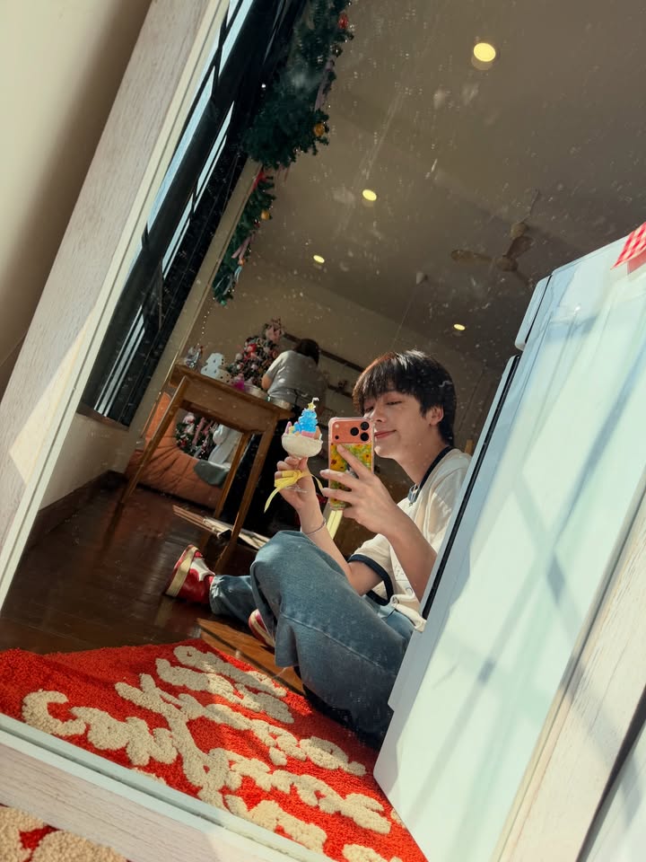 เอิร์ธ - กัษมนณัฏฐ์ นามวิโรจน์