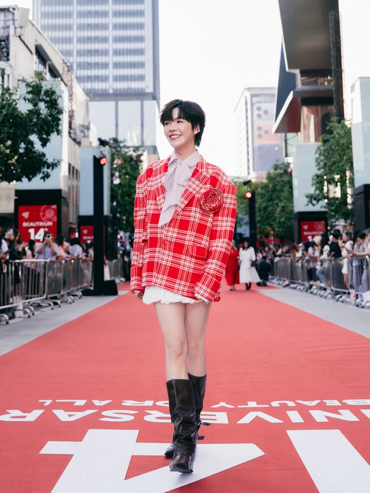 เอิร์ธ - กัษมนณัฏฐ์ นามวิโรจน์