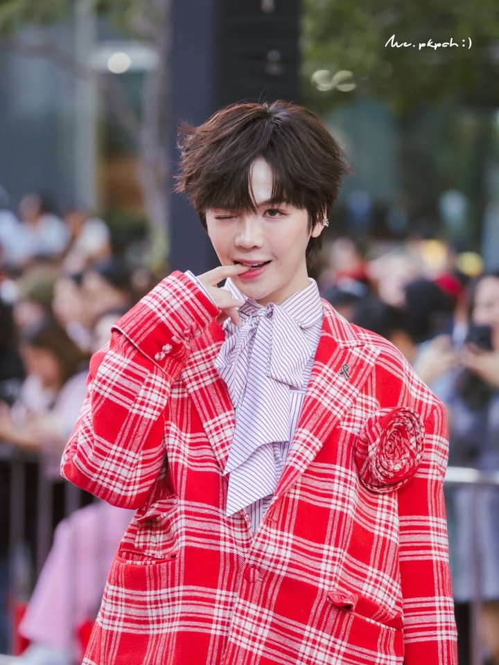 เอิร์ธ - กัษมนณัฏฐ์ นามวิโรจน์