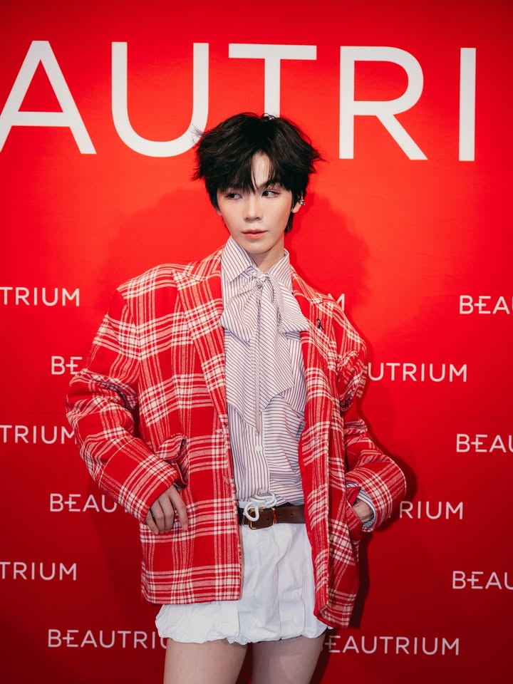 เอิร์ธ - กัษมนณัฏฐ์ นามวิโรจน์