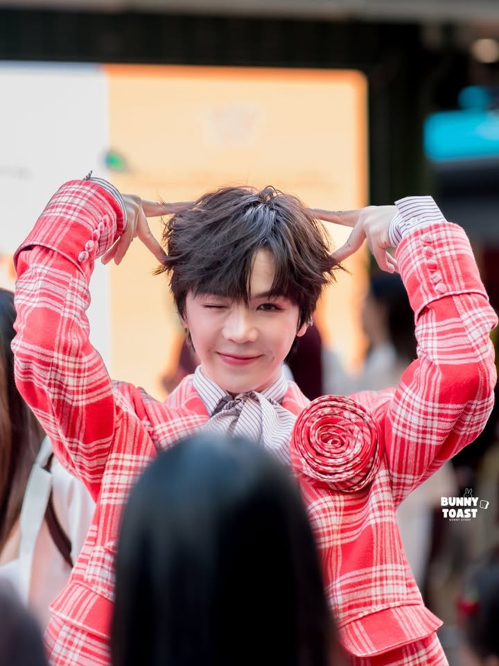 เอิร์ธ - กัษมนณัฏฐ์ นามวิโรจน์