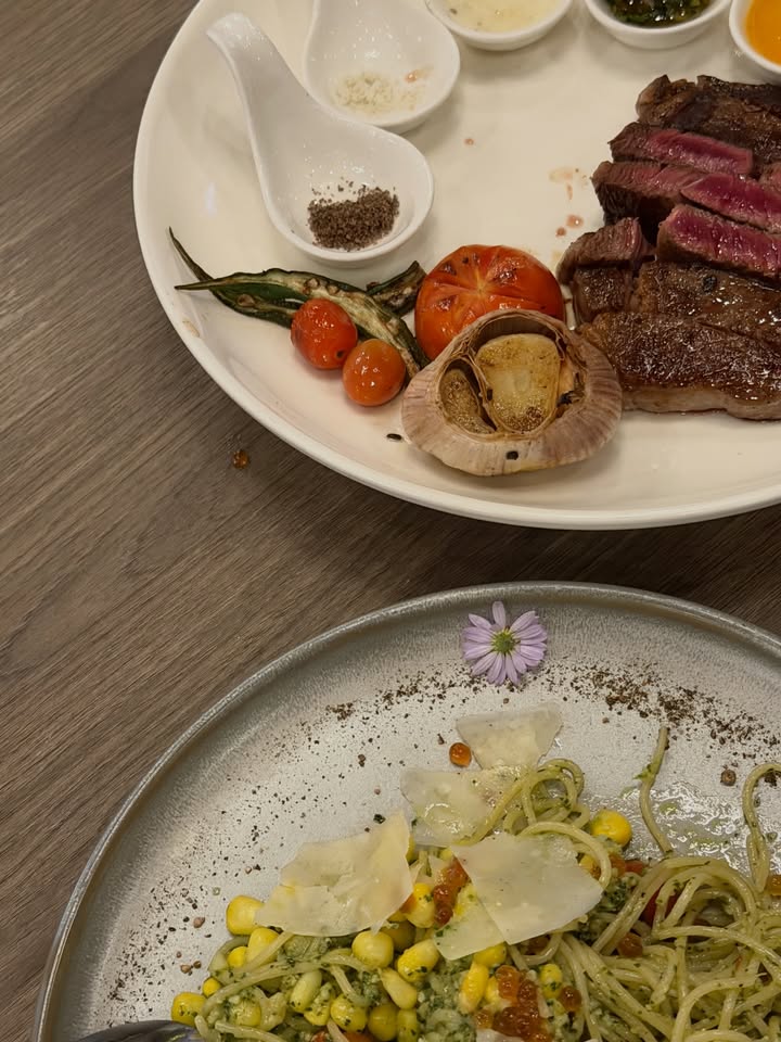 เอิร์ธ - กัษมนณัฏฐ์ นามวิโรจน์