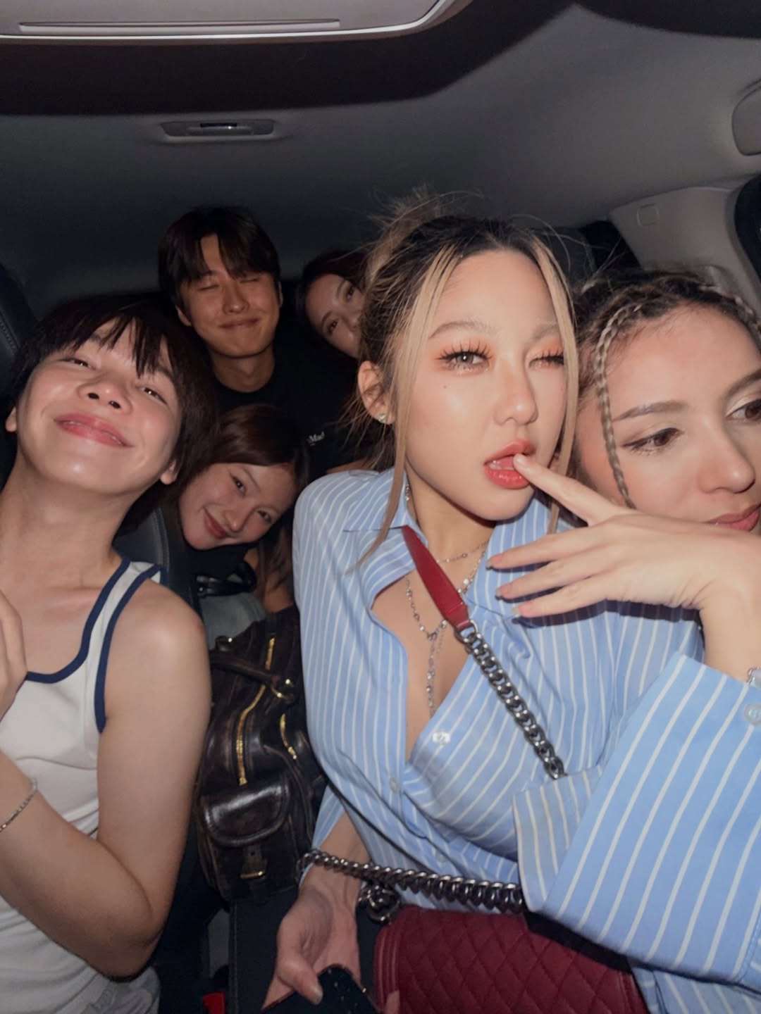 เอิร์ธ - กัษมนณัฏฐ์ นามวิโรจน์