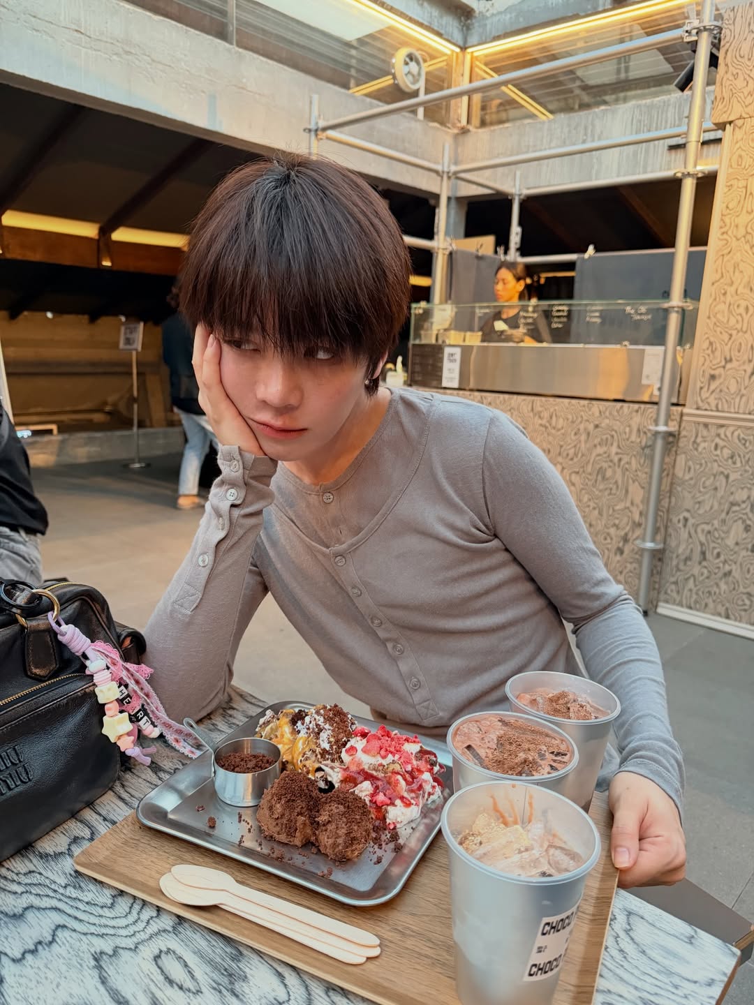 เอิร์ธ - กัษมนณัฏฐ์ นามวิโรจน์