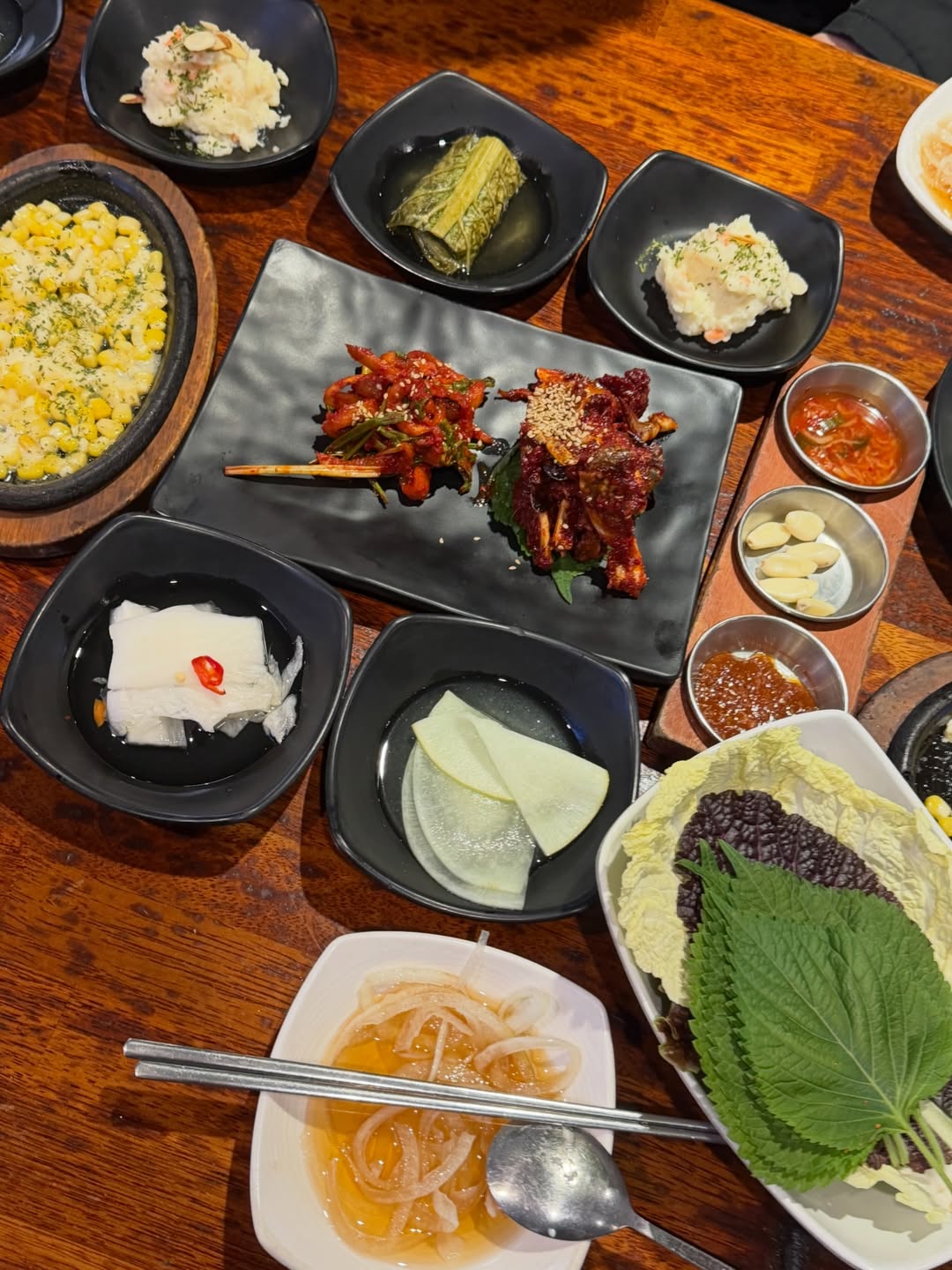 เอิร์ธ - กัษมนณัฏฐ์ นามวิโรจน์