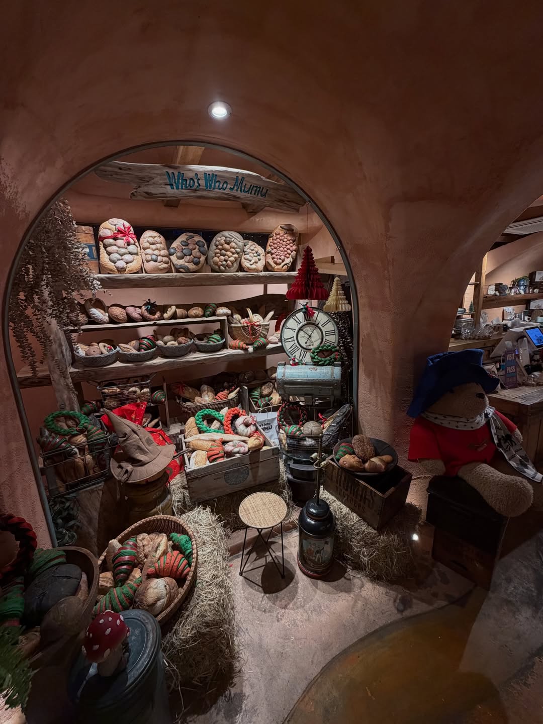 เอิร์ธ - กัษมนณัฏฐ์ นามวิโรจน์