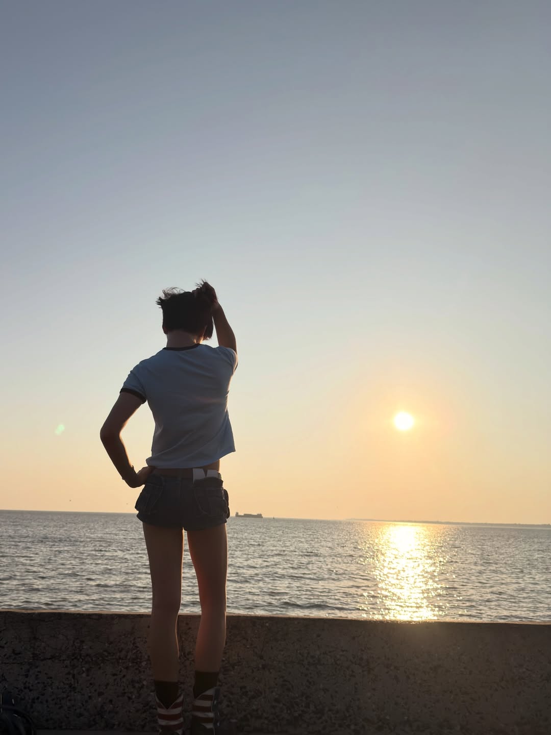 เอิร์ธ - กัษมนณัฏฐ์ นามวิโรจน์