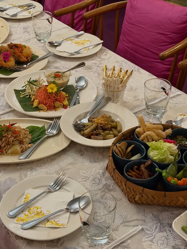 เอิร์ธ - กัษมนณัฏฐ์ นามวิโรจน์