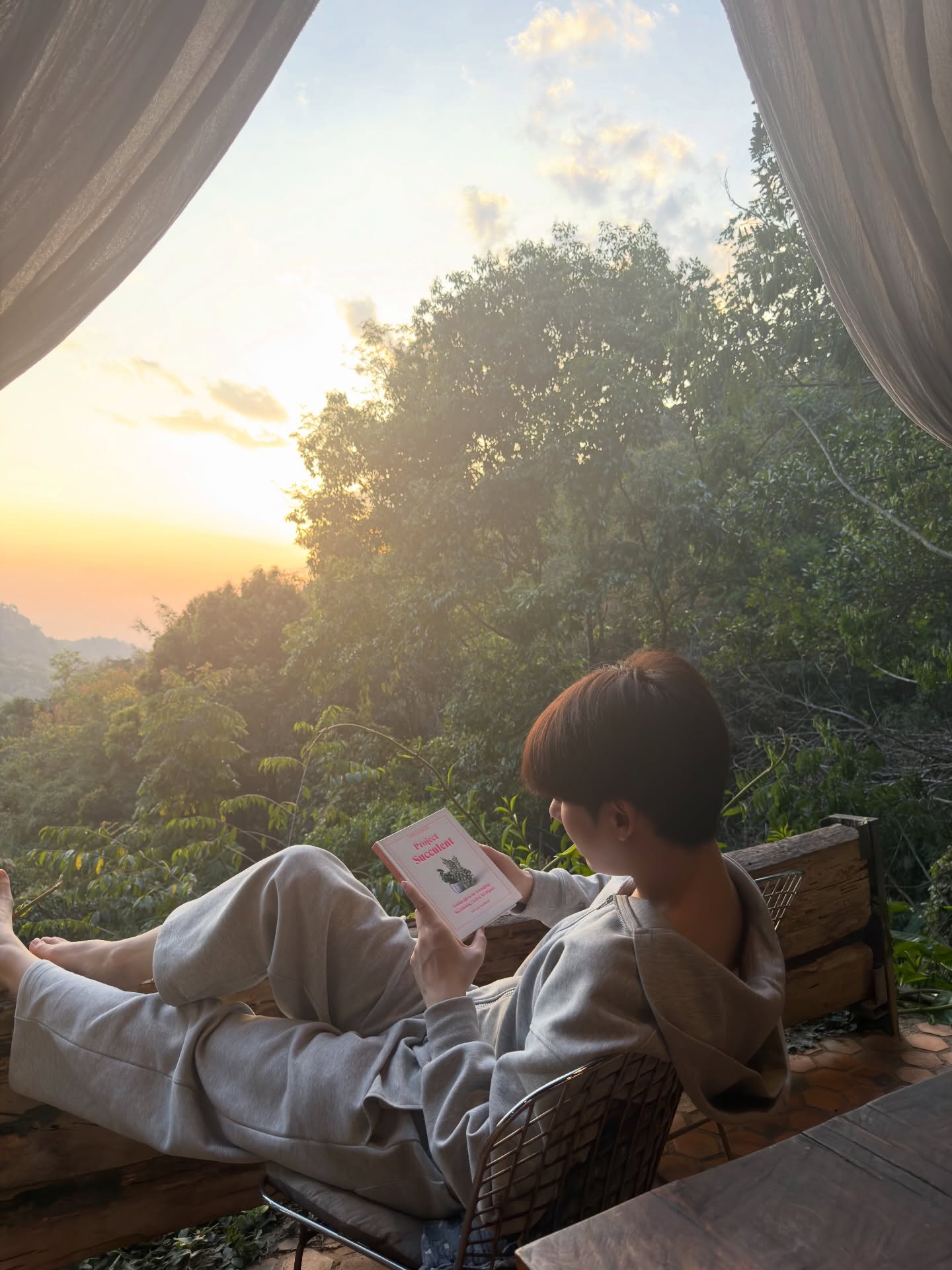 เอิร์ธ - กัษมนณัฏฐ์ นามวิโรจน์