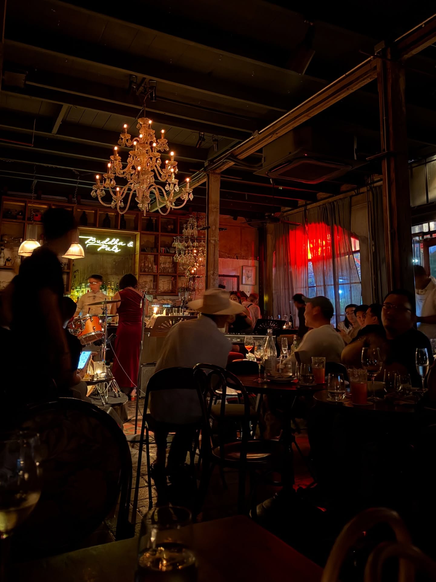 เอิร์ธ - กัษมนณัฏฐ์ นามวิโรจน์