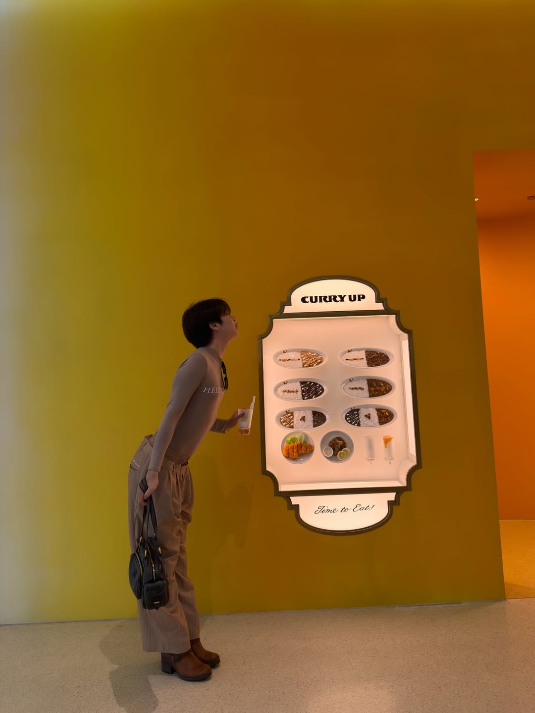 เอิร์ธ - กัษมนณัฏฐ์ นามวิโรจน์