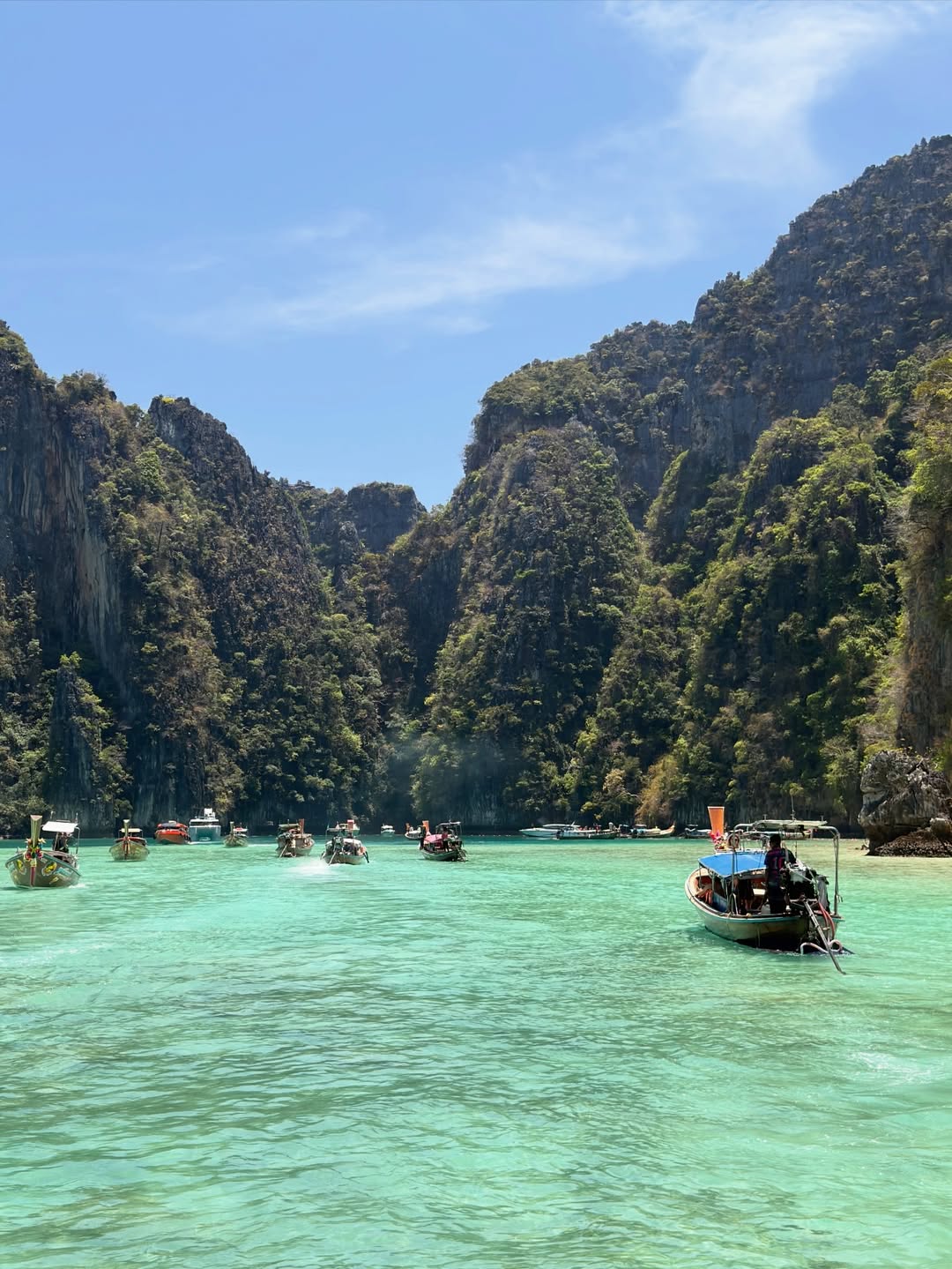 เอิร์ธ - กัษมนณัฏฐ์ นามวิโรจน์