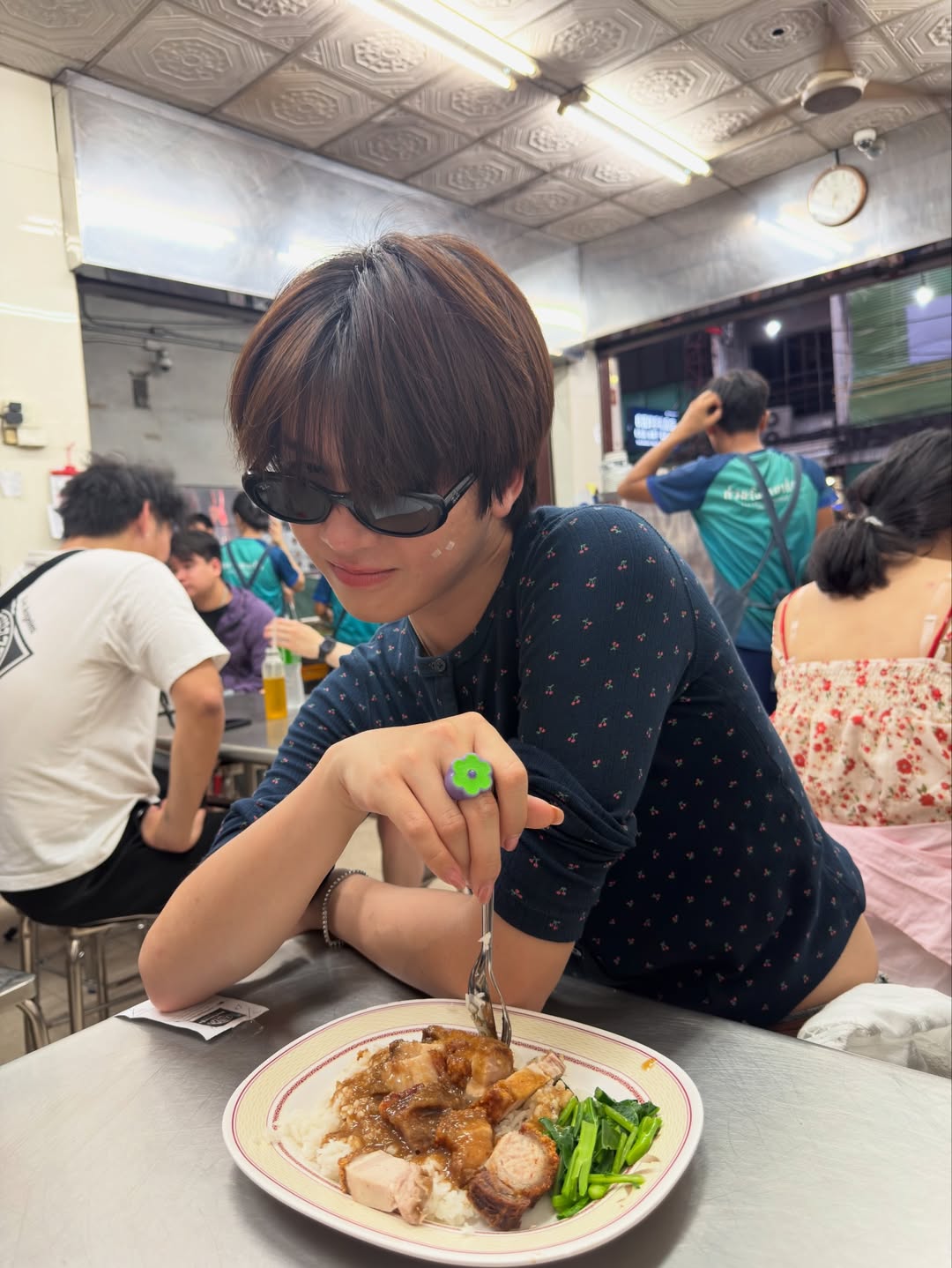 เอิร์ธ - กัษมนณัฏฐ์ นามวิโรจน์