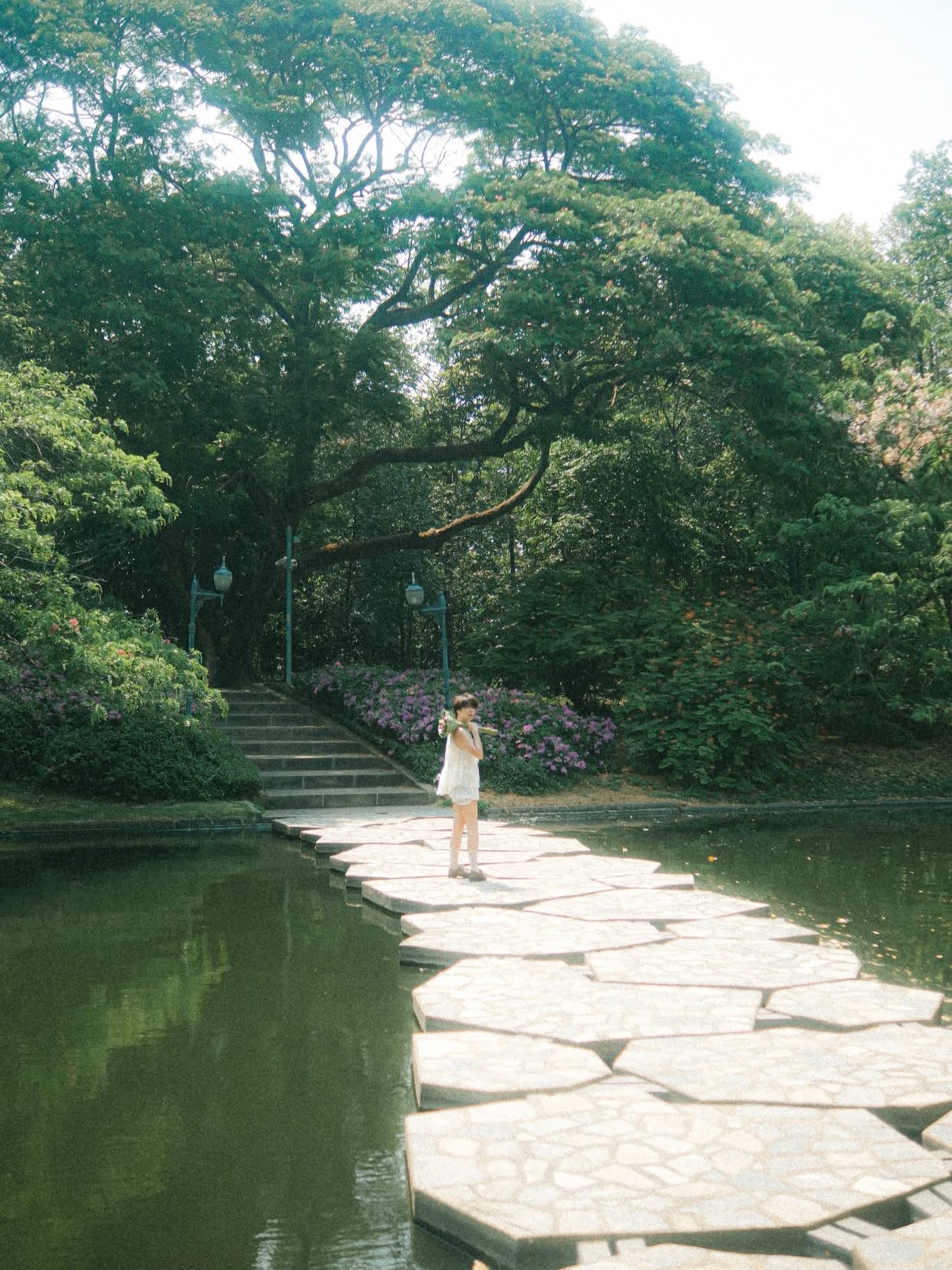 เอิร์ธ - กัษมนณัฏฐ์ นามวิโรจน์