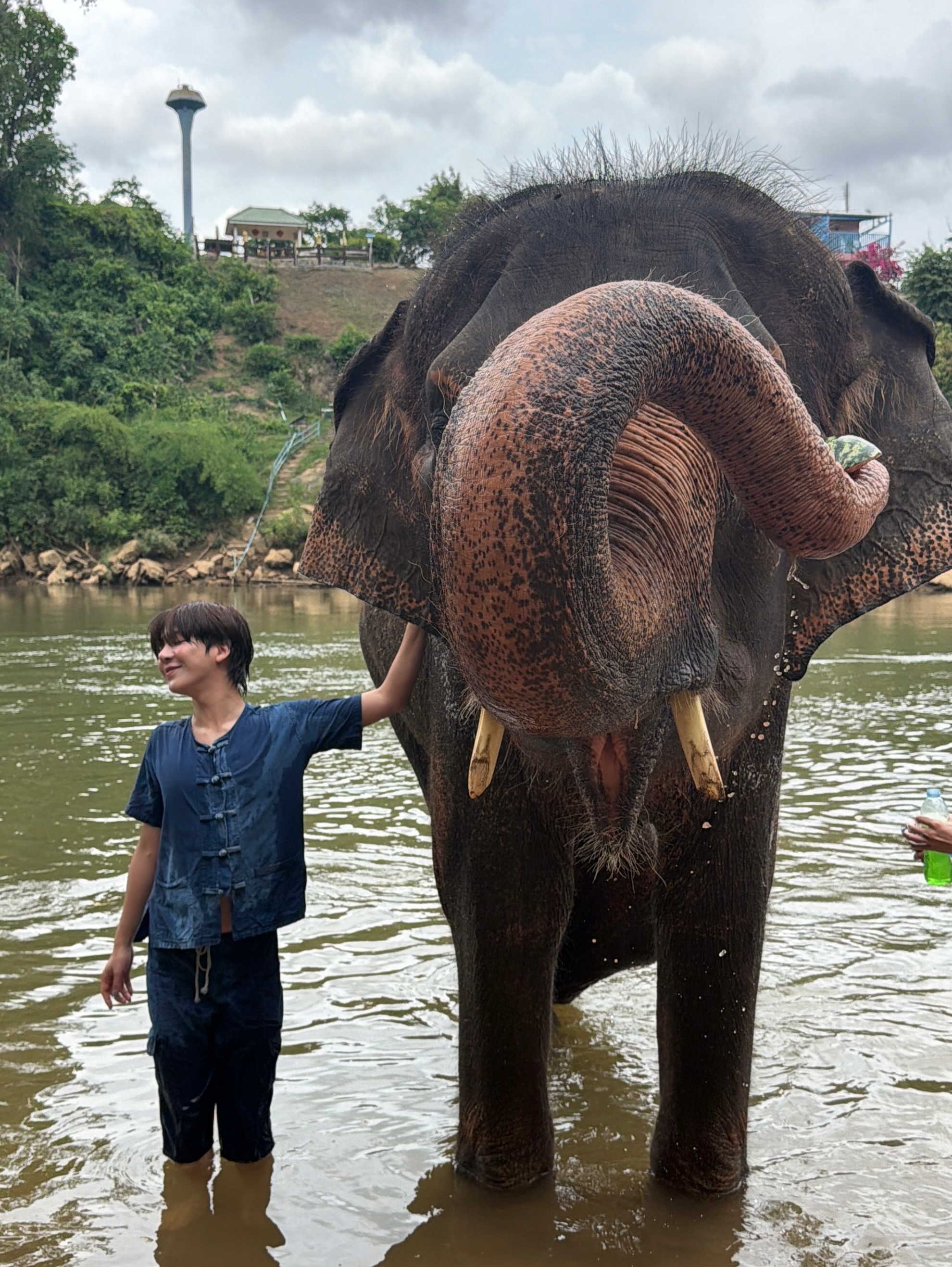 เอิร์ธ - กัษมนณัฏฐ์ นามวิโรจน์