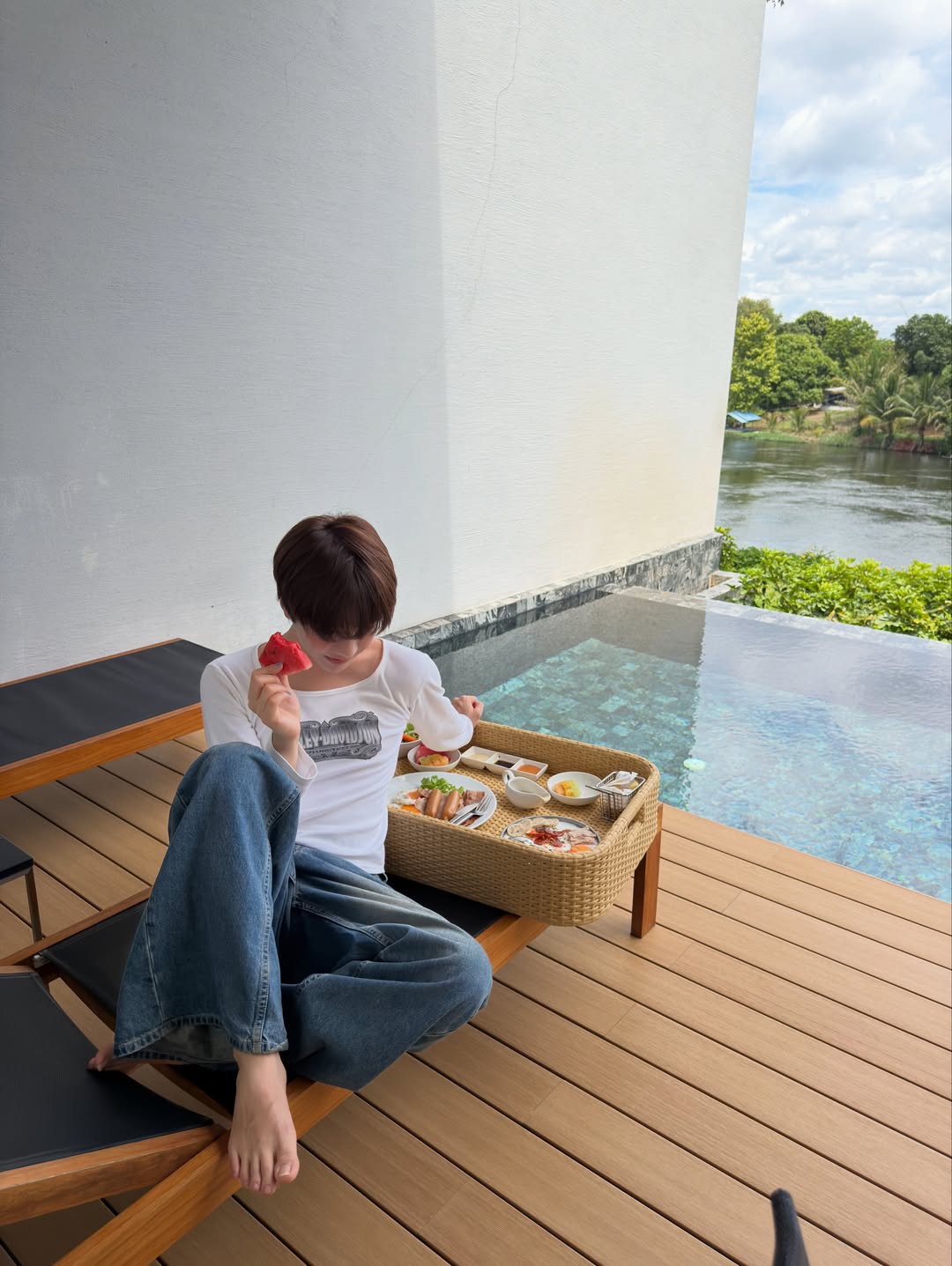เอิร์ธ - กัษมนณัฏฐ์ นามวิโรจน์