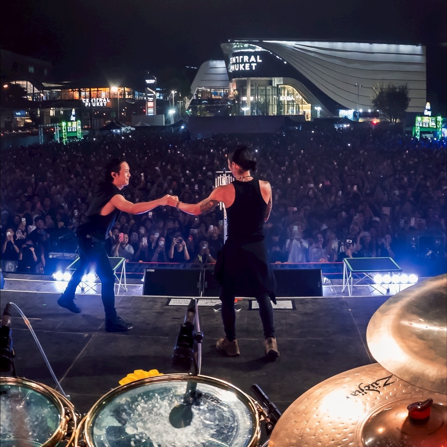 โอม - ปัณฑพล ประสารราชกิจ