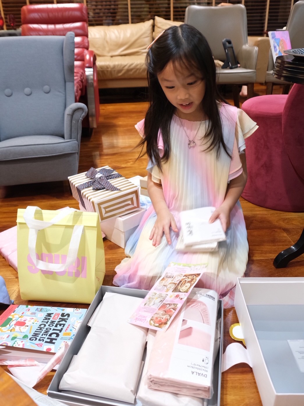 โอม - ปัณฑพล ประสารราชกิจ